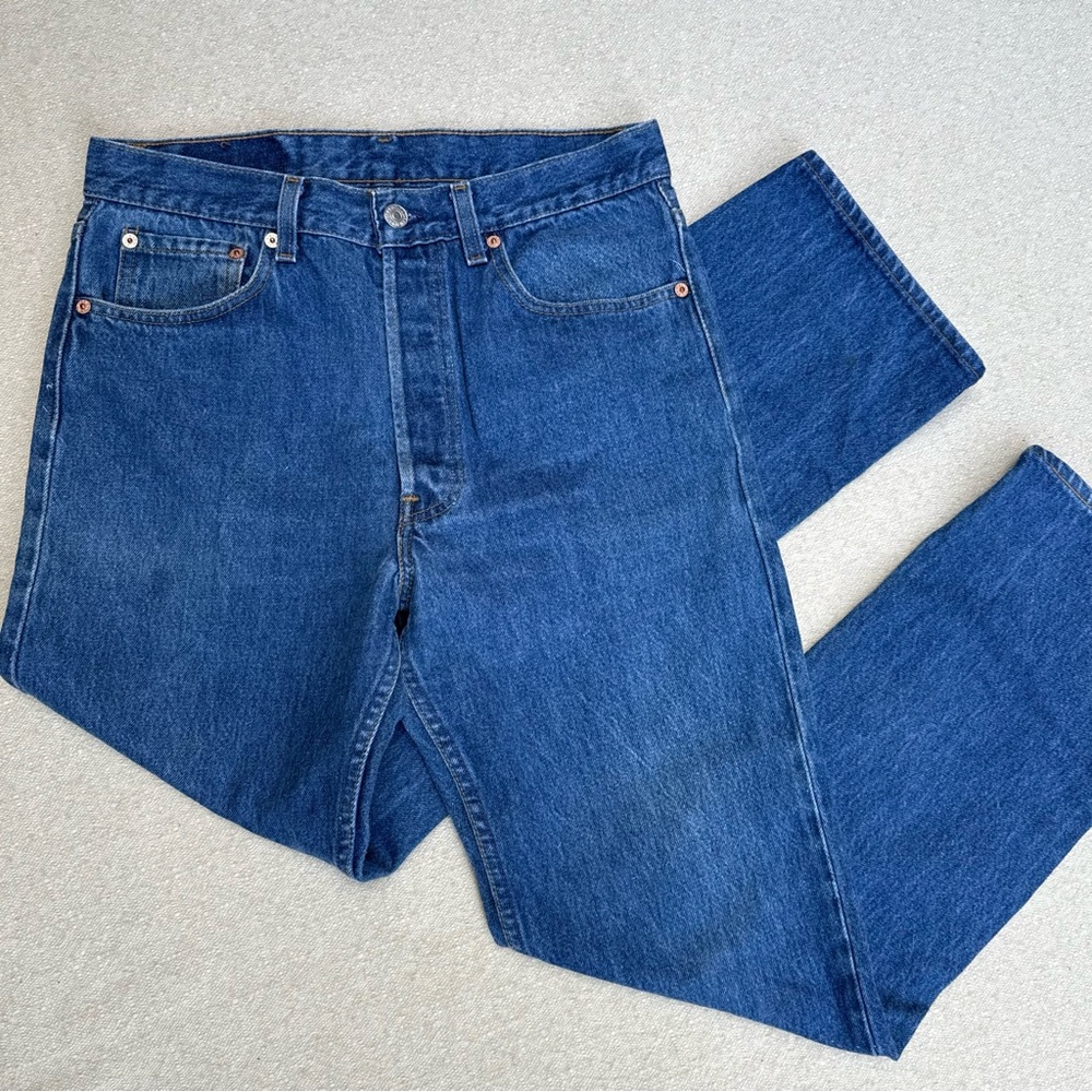 Vintage Levi’s 501 Button Fly Blue Denim Jeans Made in USA Paper Tag 30” 10